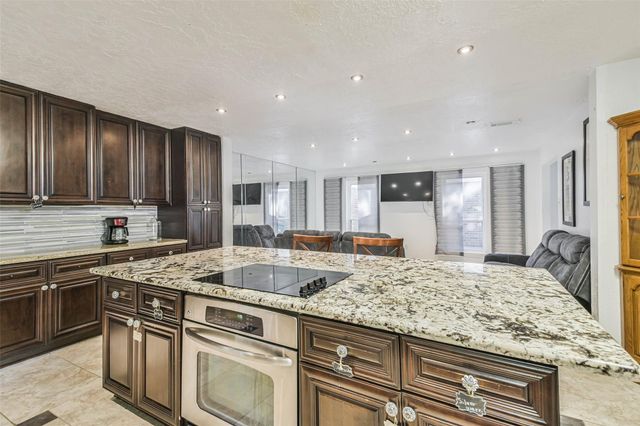 12 Coralberry Road, Spring, TX 77381