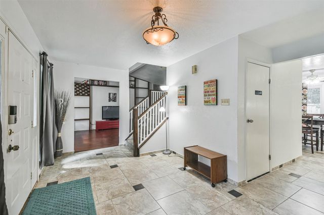 12 Coralberry Road, Spring, TX 77381