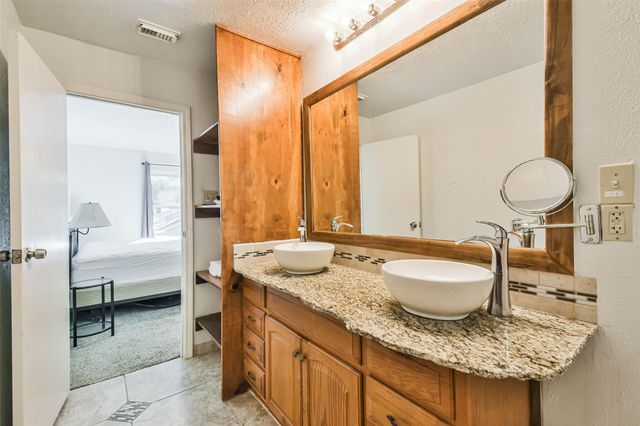 12 Coralberry Road, Spring, TX 77381