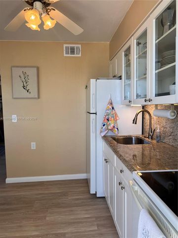 2600 N Surf Road 403, Hollywood, FL 33019