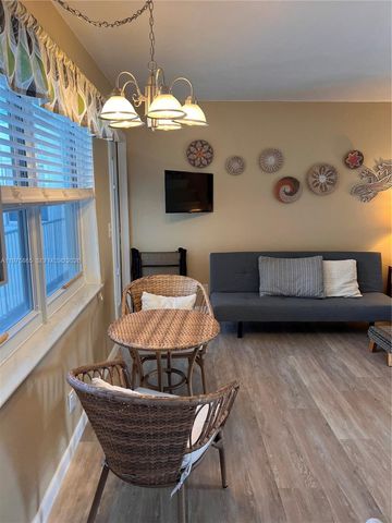 2600 N Surf Road 403, Hollywood, FL 33019