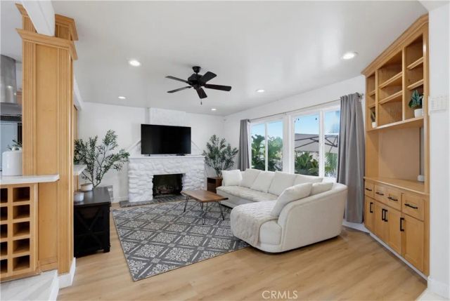 9471 Mokihana, Huntington Beach, CA 92646
