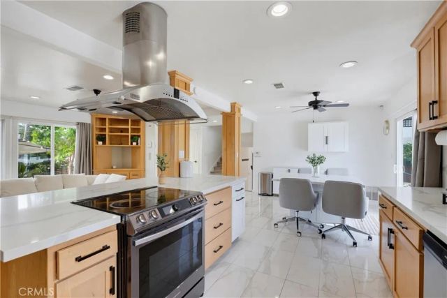 9471 Mokihana, Huntington Beach, CA 92646