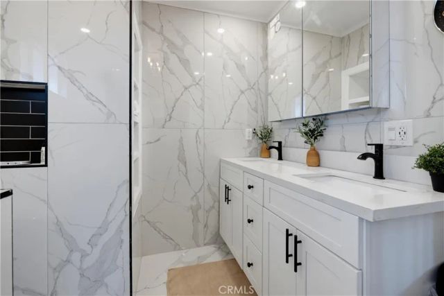 9471 Mokihana, Huntington Beach, CA 92646