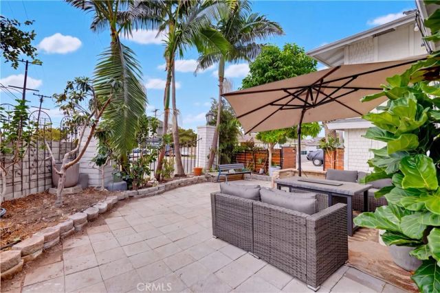 9471 Mokihana, Huntington Beach, CA 92646