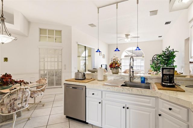 8704 CYPRESS LAKES BOULEVARD, New Port Richey, FL 34653