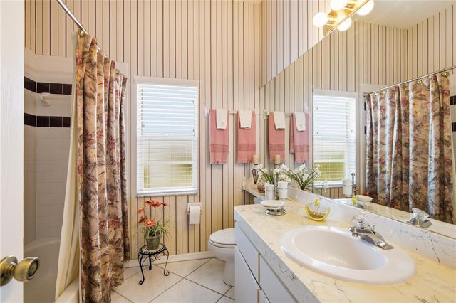 8704 CYPRESS LAKES BOULEVARD, New Port Richey, FL 34653