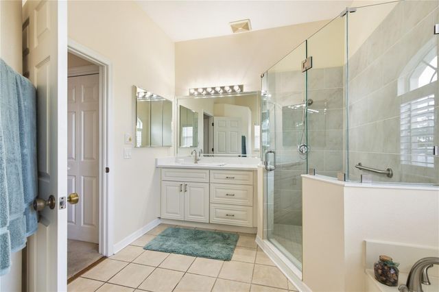 8704 CYPRESS LAKES BOULEVARD, New Port Richey, FL 34653
