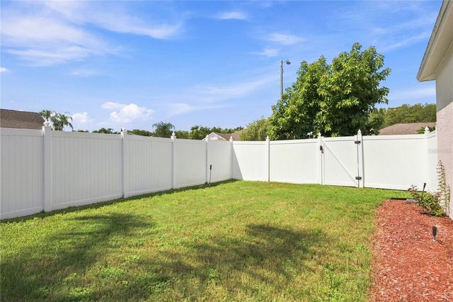 8704 CYPRESS LAKES BOULEVARD, New Port Richey, FL 34653