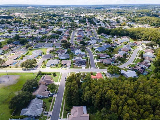 8704 CYPRESS LAKES BOULEVARD, New Port Richey, FL 34653