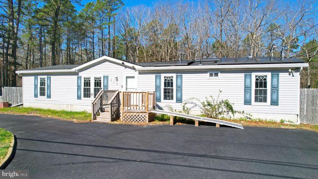 215 BOOKER AVE, Egg Harbor Township, NJ 08234