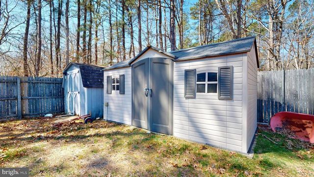 215 BOOKER AVE, Egg Harbor Township, NJ 08234