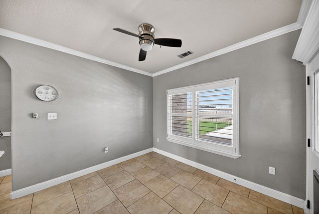 7209 E County Rd 96, Midland, TX 79706