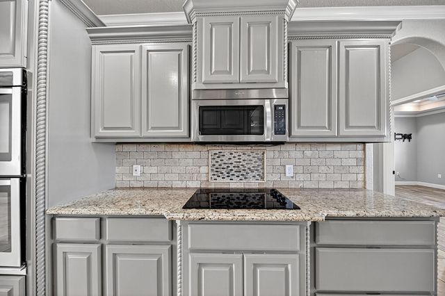 7209 E County Rd 96, Midland, TX 79706