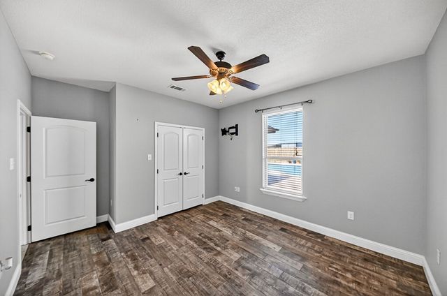 7209 E County Rd 96, Midland, TX 79706