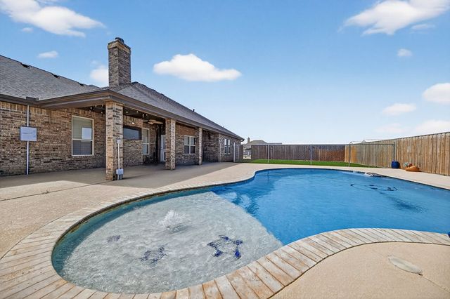 7209 E County Rd 96, Midland, TX 79706
