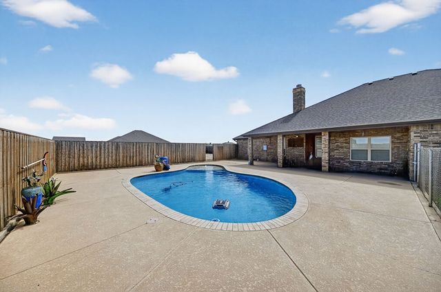 7209 E County Rd 96, Midland, TX 79706