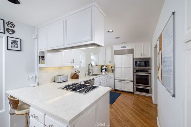 90 Rivo Alto Canal, Long Beach, CA 90803