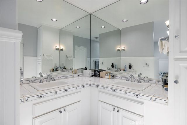 90 Rivo Alto Canal, Long Beach, CA 90803