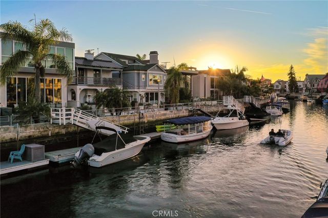 90 Rivo Alto Canal, Long Beach, CA 90803