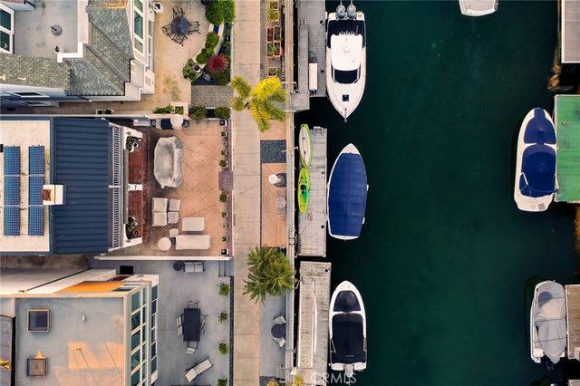 90 Rivo Alto Canal, Long Beach, CA 90803