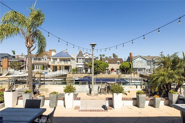 90 Rivo Alto Canal, Long Beach, CA 90803