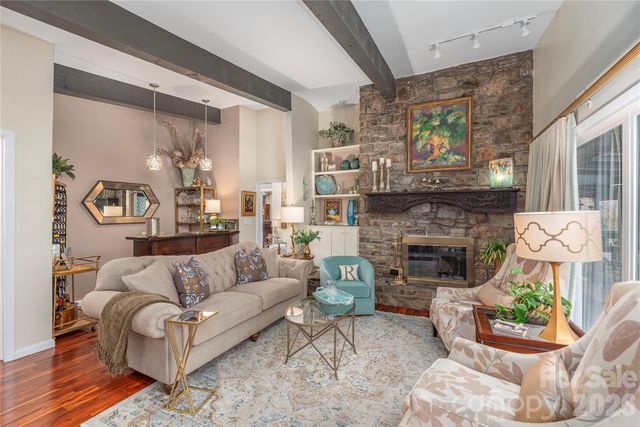 471 Brunswick Road, Waynesville, NC 28786