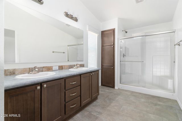 8601 N 71st Avenue 70, Glendale, AZ 85301