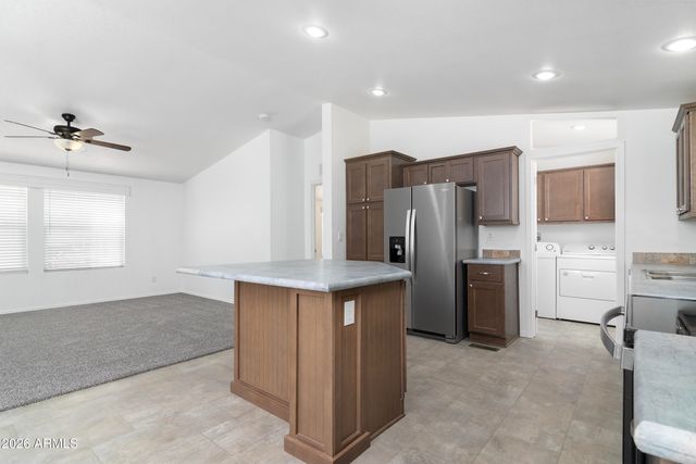 8601 N 71st Avenue 70, Glendale, AZ 85301