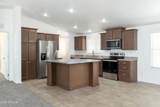8601 N 71st Avenue 70, Glendale, AZ 85301