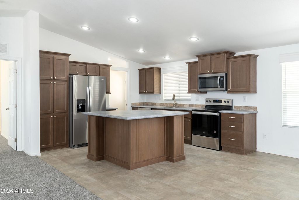 8601 N 71st Avenue 70, Glendale, AZ 85301