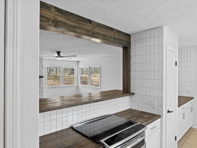 4859 S Roslyn Avenue, Springfield, MO 65804