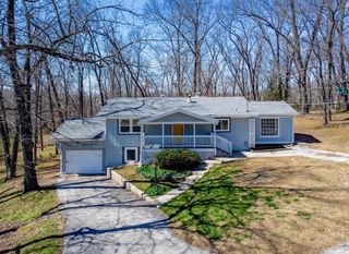 4859 S Roslyn Avenue, Springfield, MO 65804