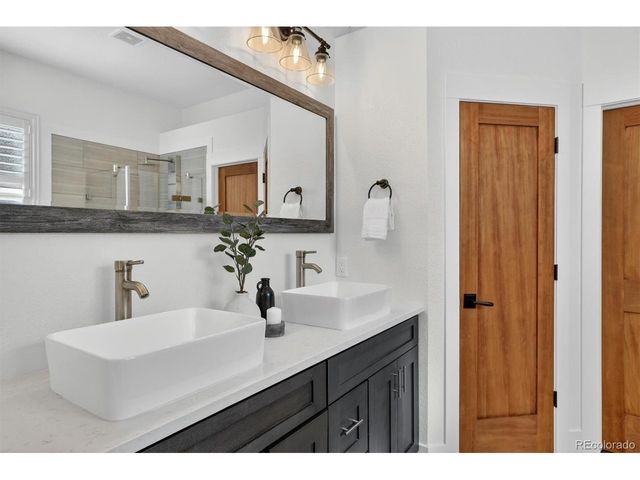9771 W Unser Ave, Littleton, CO 80128