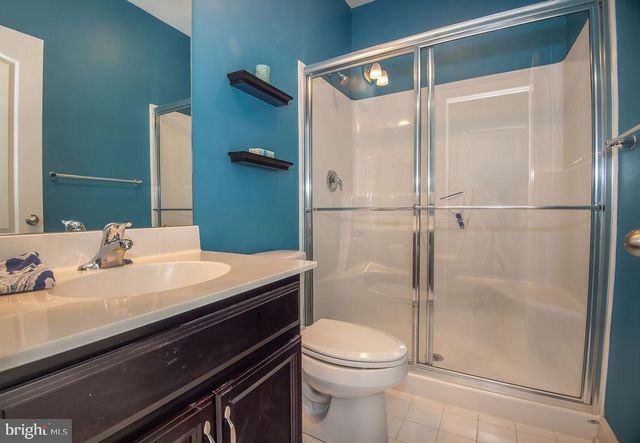 200 W TESTAVERDE RD, Newark, DE 19702