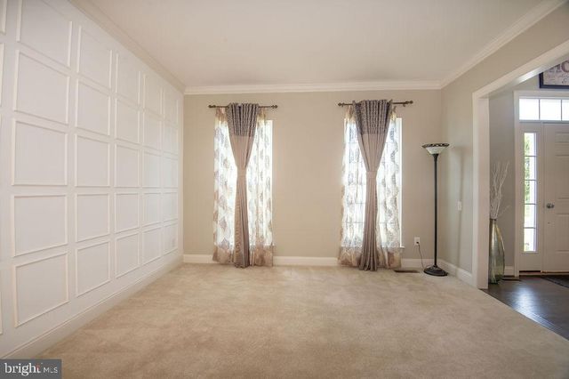 200 W TESTAVERDE RD, Newark, DE 19702