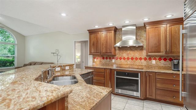 4391 MAPLEWOOD LANE, Sarasota, FL 34238