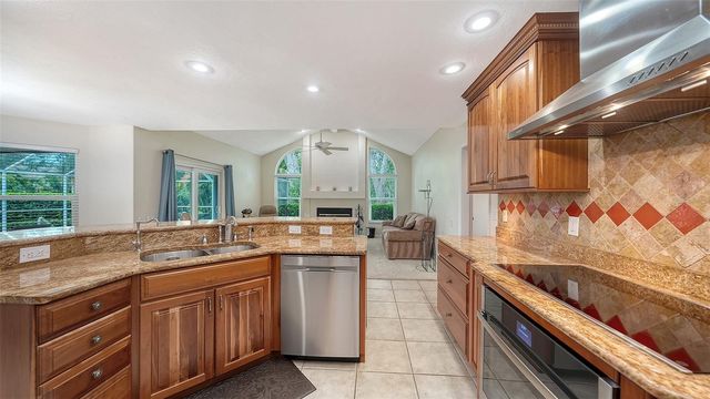 4391 MAPLEWOOD LANE, Sarasota, FL 34238