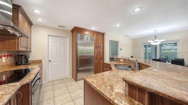 4391 MAPLEWOOD LANE, Sarasota, FL 34238