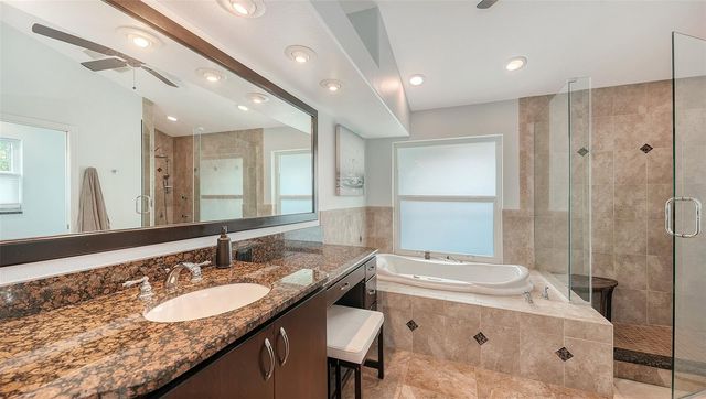 4391 MAPLEWOOD LANE, Sarasota, FL 34238