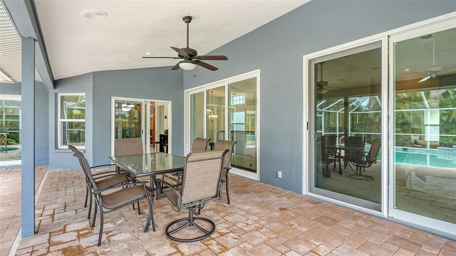 4391 MAPLEWOOD LANE, Sarasota, FL 34238