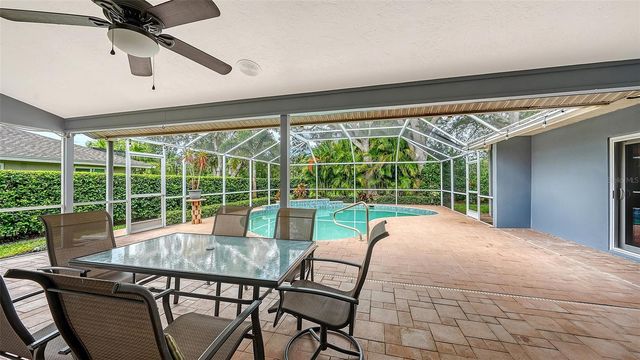 4391 MAPLEWOOD LANE, Sarasota, FL 34238