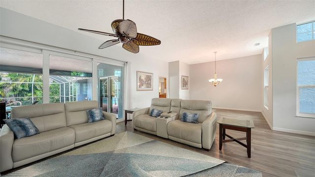 4391 MAPLEWOOD LANE, Sarasota, FL 34238