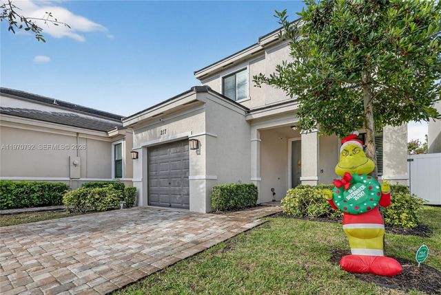 217 NW 36th Ave, Pompano Beach, FL 33069