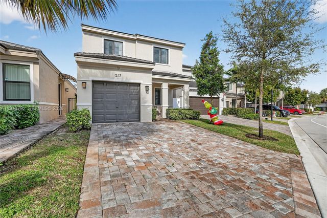 217 NW 36th Ave, Pompano Beach, FL 33069