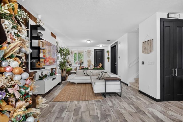 217 NW 36th Ave, Pompano Beach, FL 33069