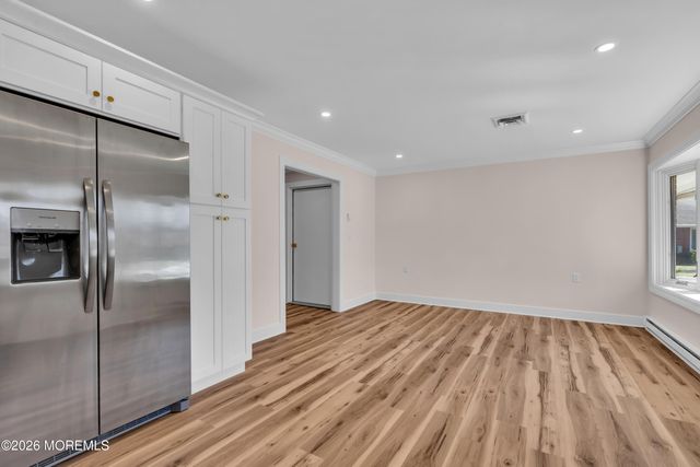 180 Sterling Court B, Lakewood, NJ 08701