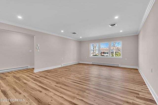 180 Sterling Court B, Lakewood, NJ 08701