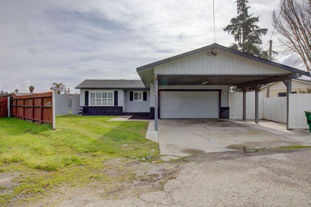 9906 Jennifer Ct, Delhi, CA 95315