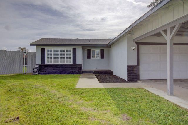 9906 Jennifer Ct, Delhi, CA 95315